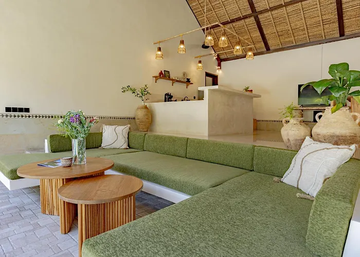 Villa Asyik, Bidadari Seminyak